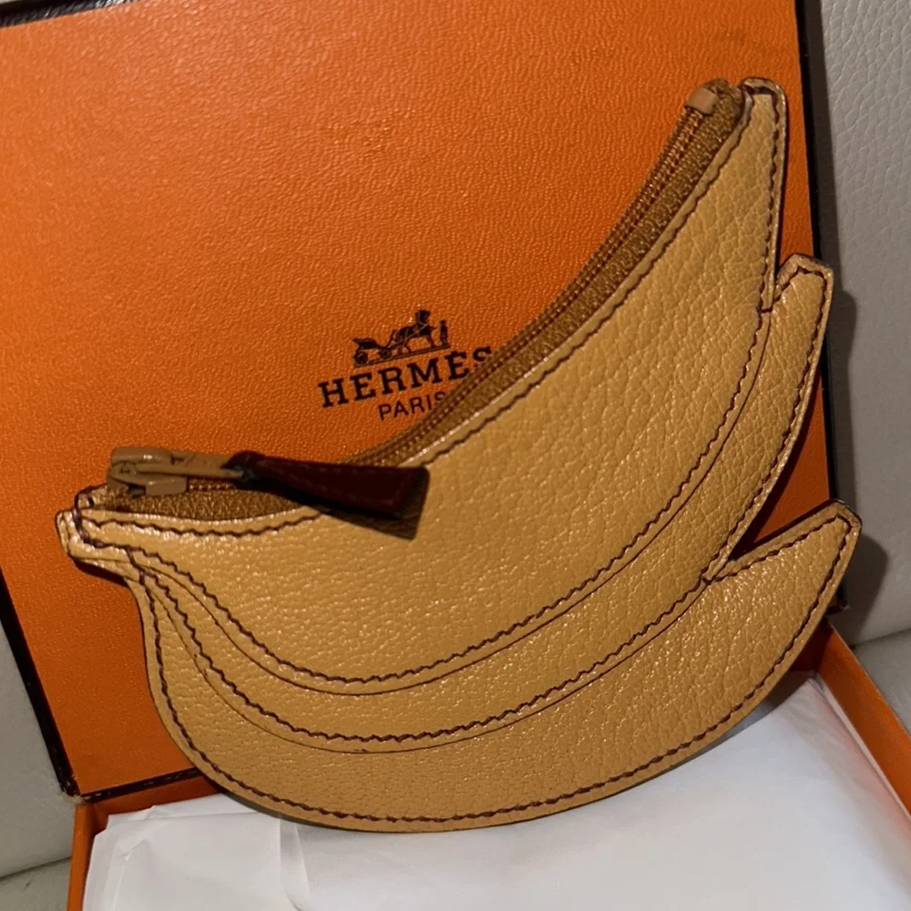 Hermes Paris banana coin purse in Yellow leather new in box - Picture 11 of 11